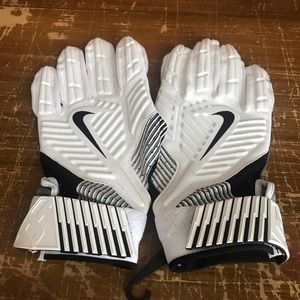 Nike Football Gloves